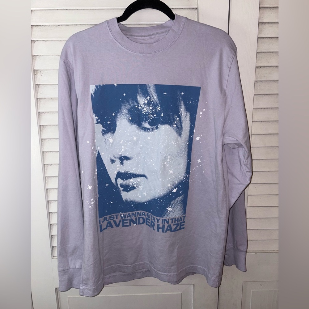 Taylor Swift Midnights Lavender Haze Long Sleeve Graphic Tee Size Medium - Picture 2 of 5